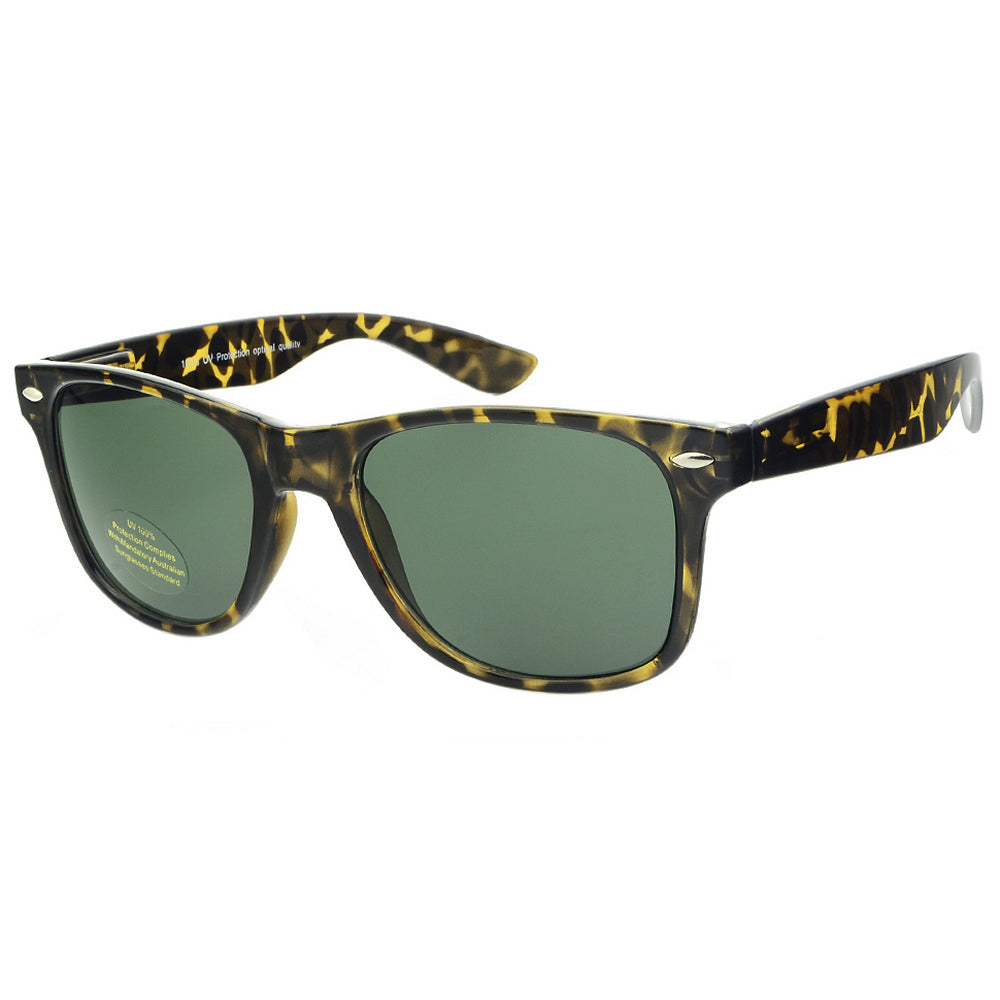 tortoiseshell wayfarer sunglasses